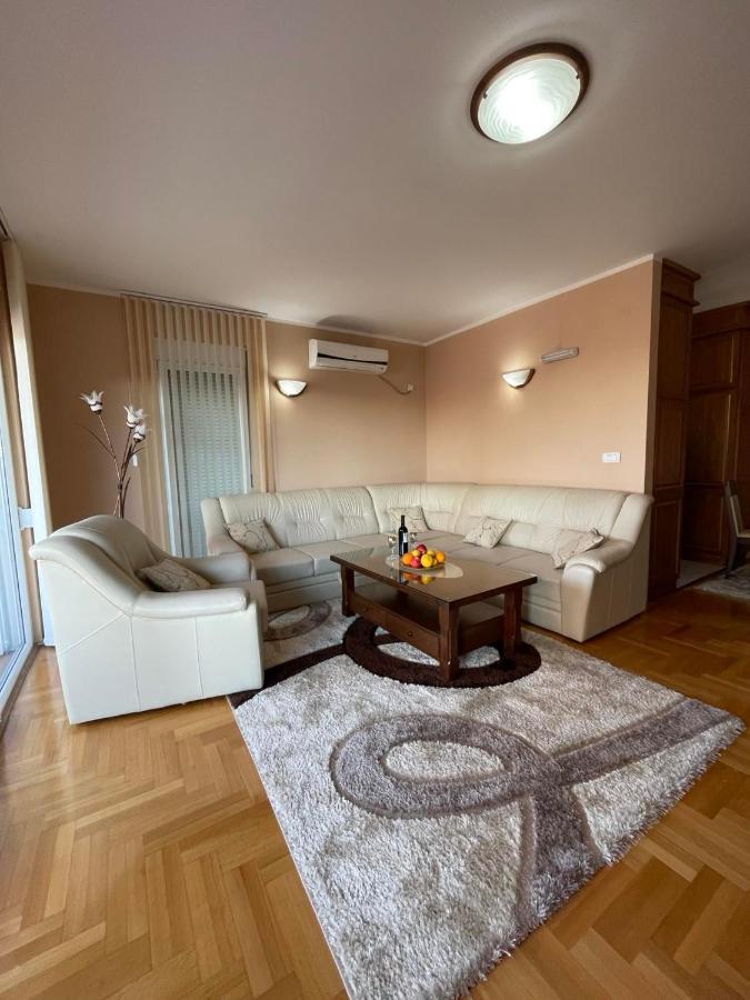Apartment Kolar Bar Eksteriør bilde